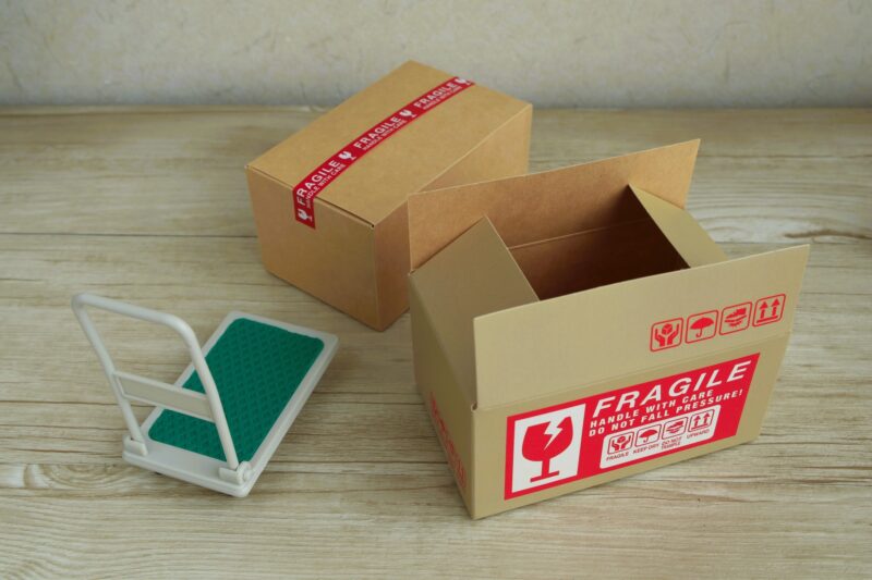 宅配ボックス名品館